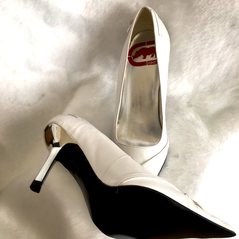 Heels - Picture 4 of 5